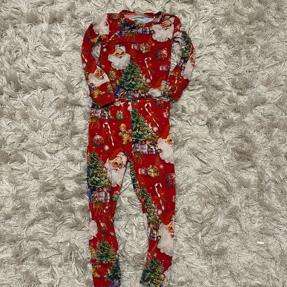Bums & Roses pajamas